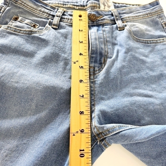 Sade & Sage Frayed flare Cuff  Crop Size Small - Picture 7 of 11